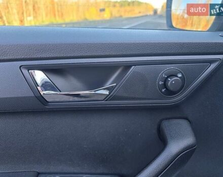 Белый Шкода Фабия, объемом двигателя 1.2 л и пробегом 198 тыс. км за 11499 $, фото 29 на Automoto.ua