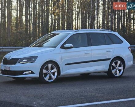 Белый Шкода Фабия, объемом двигателя 1.2 л и пробегом 198 тыс. км за 11499 $, фото 1 на Automoto.ua