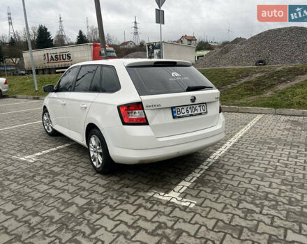 Білий Шкода Фабія, об'ємом двигуна 1.4 л та пробігом 290 тис. км за 7100 $, фото 3 на Automoto.ua