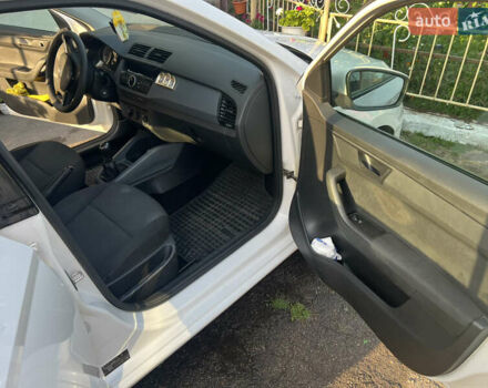 Білий Шкода Фабія, об'ємом двигуна 1.4 л та пробігом 230 тис. км за 8500 $, фото 7 на Automoto.ua