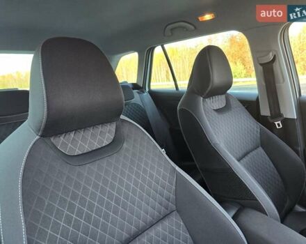 Белый Шкода Фабия, объемом двигателя 1.2 л и пробегом 198 тыс. км за 11499 $, фото 32 на Automoto.ua