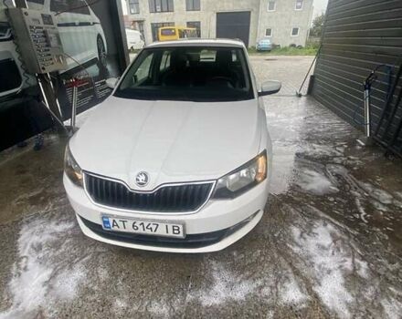 Белый Шкода Фабия, объемом двигателя 1.4 л и пробегом 280 тыс. км за 7500 $, фото 2 на Automoto.ua
