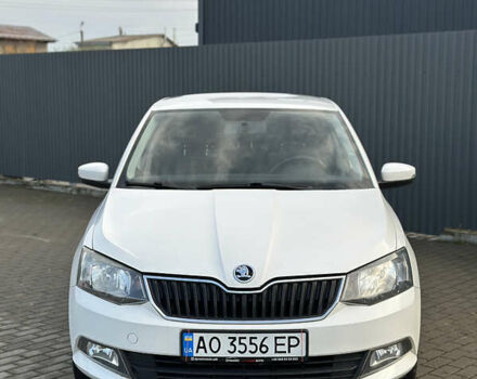 Белый Шкода Фабия, объемом двигателя 1.42 л и пробегом 188 тыс. км за 7500 $, фото 3 на Automoto.ua