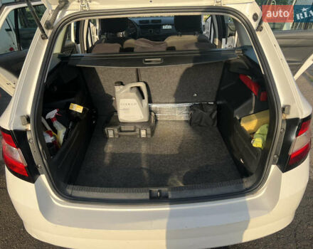 Білий Шкода Фабія, об'ємом двигуна 1.4 л та пробігом 230 тис. км за 8500 $, фото 11 на Automoto.ua