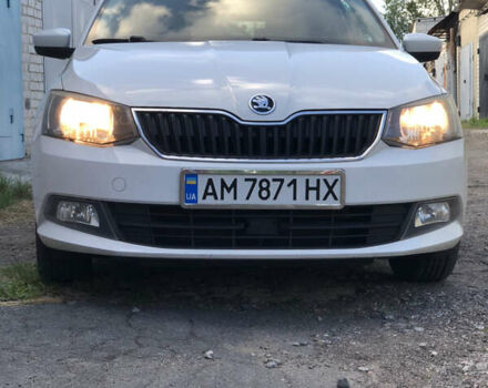 Білий Шкода Фабія, об'ємом двигуна 1.42 л та пробігом 303 тис. км за 7100 $, фото 7 на Automoto.ua