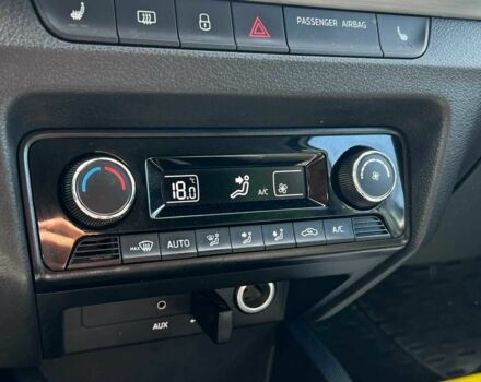 Білий Шкода Фабія, об'ємом двигуна 1.4 л та пробігом 310 тис. км за 9400 $, фото 19 на Automoto.ua