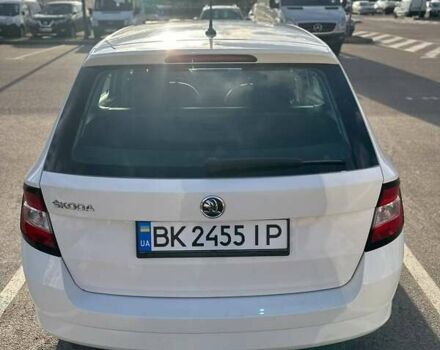 Белый Шкода Фабия, объемом двигателя 1.4 л и пробегом 224 тыс. км за 6950 $, фото 11 на Automoto.ua