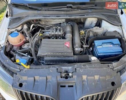 Белый Шкода Фабия, объемом двигателя 1.2 л и пробегом 273 тыс. км за 6350 $, фото 1 на Automoto.ua