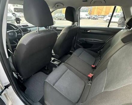 Белый Шкода Фабия, объемом двигателя 1.4 л и пробегом 224 тыс. км за 6950 $, фото 24 на Automoto.ua