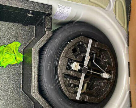 Белый Шкода Фабия, объемом двигателя 1.2 л и пробегом 180 тыс. км за 9800 $, фото 15 на Automoto.ua