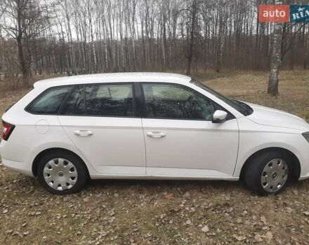 Белый Шкода Фабия, объемом двигателя 1.42 л и пробегом 285 тыс. км за 7999 $, фото 14 на Automoto.ua
