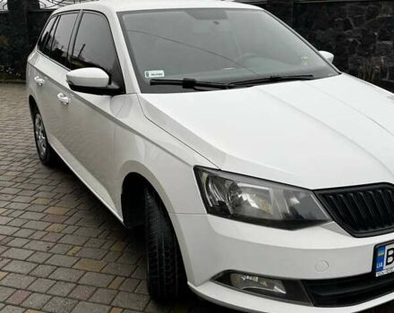 Белый Шкода Фабия, объемом двигателя 1.2 л и пробегом 259 тыс. км за 7300 $, фото 1 на Automoto.ua