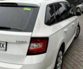 Белый Шкода Фабия, объемом двигателя 1.2 л и пробегом 259 тыс. км за 7300 $, фото 5 на Automoto.ua
