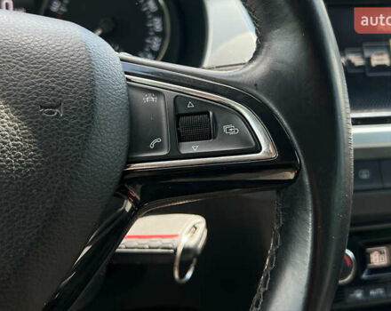 Білий Шкода Фабія, об'ємом двигуна 1.4 л та пробігом 310 тис. км за 9400 $, фото 21 на Automoto.ua