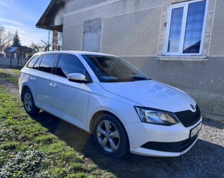 Белый Шкода Фабия, объемом двигателя 1.2 л и пробегом 273 тыс. км за 6350 $, фото 7 на Automoto.ua