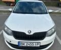 Белый Шкода Фабия, объемом двигателя 1.4 л и пробегом 224 тыс. км за 6950 $, фото 1 на Automoto.ua