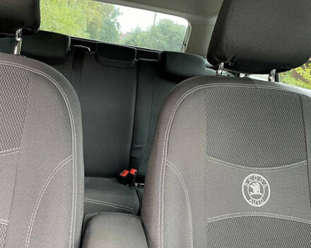 Білий Шкода Фабія, об'ємом двигуна 1.4 л та пробігом 210 тис. км за 8200 $, фото 10 на Automoto.ua