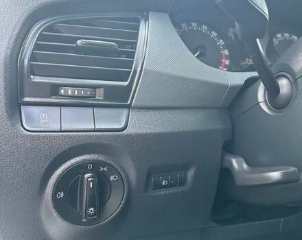 Белый Шкода Фабия, объемом двигателя 1.4 л и пробегом 224 тыс. км за 6950 $, фото 13 на Automoto.ua