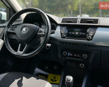 Білий Шкода Фабія, об'ємом двигуна 1.4 л та пробігом 310 тис. км за 9400 $, фото 12 на Automoto.ua