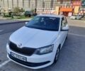 Белый Шкода Фабия, объемом двигателя 1 л и пробегом 249 тыс. км за 6400 $, фото 1 на Automoto.ua