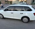 Белый Шкода Фабия, объемом двигателя 1.4 л и пробегом 337 тыс. км за 6700 $, фото 1 на Automoto.ua