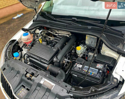 Белый Шкода Фабия, объемом двигателя 1.2 л и пробегом 180 тыс. км за 9800 $, фото 27 на Automoto.ua