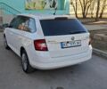 Белый Шкода Фабия, объемом двигателя 1.2 л и пробегом 190 тыс. км за 6500 $, фото 3 на Automoto.ua