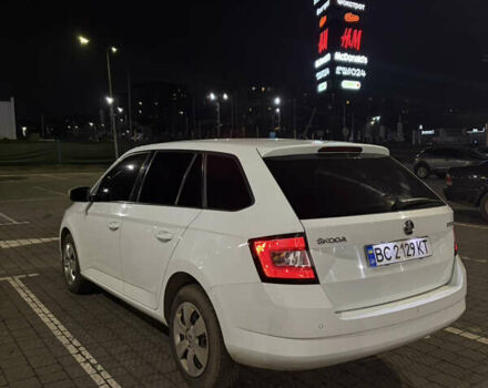 Белый Шкода Фабия, объемом двигателя 1.42 л и пробегом 316 тыс. км за 7299 $, фото 3 на Automoto.ua