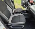 Белый Шкода Фабия, объемом двигателя 1 л и пробегом 135 тыс. км за 8550 $, фото 73 на Automoto.ua