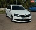 Белый Шкода Фабия, объемом двигателя 1.4 л и пробегом 130 тыс. км за 6300 $, фото 2 на Automoto.ua