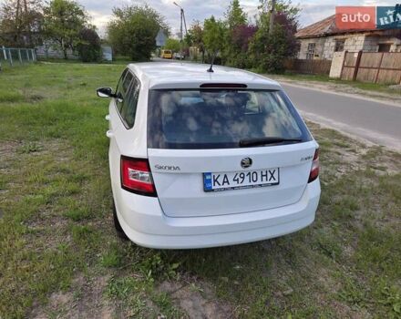 Белый Шкода Фабия, объемом двигателя 1 л и пробегом 135 тыс. км за 8550 $, фото 14 на Automoto.ua