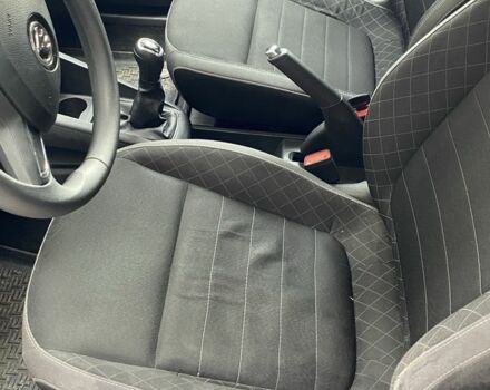 Білий Шкода Фабія, об'ємом двигуна 1 л та пробігом 152 тис. км за 7700 $, фото 7 на Automoto.ua