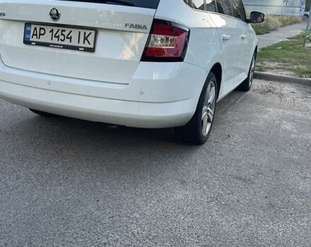 Білий Шкода Фабія, об'ємом двигуна 1.42 л та пробігом 197 тис. км за 9395 $, фото 5 на Automoto.ua