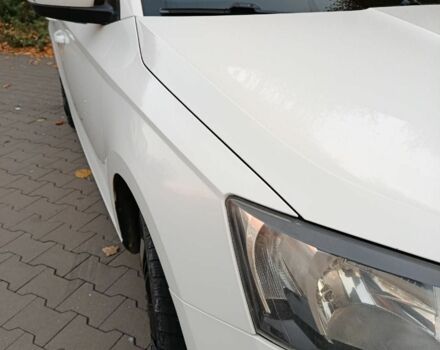 Белый Шкода Фабия, объемом двигателя 1 л и пробегом 180 тыс. км за 7300 $, фото 19 на Automoto.ua