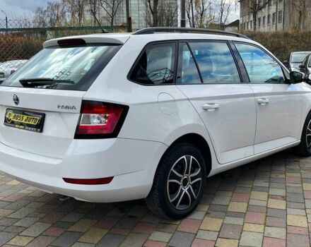 Белый Шкода Фабия, объемом двигателя 1 л и пробегом 84 тыс. км за 7450 $, фото 6 на Automoto.ua