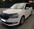 Белый Шкода Фабия, объемом двигателя 1 л и пробегом 84 тыс. км за 7850 $, фото 1 на Automoto.ua