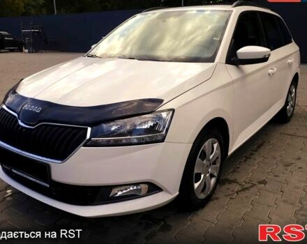 Белый Шкода Фабия, объемом двигателя 1 л и пробегом 84 тыс. км за 7450 $, фото 7 на Automoto.ua