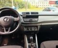Белый Шкода Фабия, объемом двигателя 1 л и пробегом 84 тыс. км за 7850 $, фото 5 на Automoto.ua