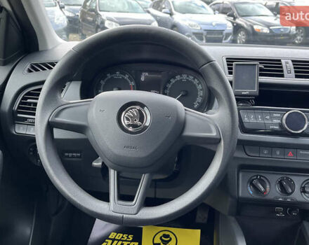 Белый Шкода Фабия, объемом двигателя 1 л и пробегом 84 тыс. км за 7450 $, фото 9 на Automoto.ua