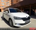 Белый Шкода Фабия, объемом двигателя 1 л и пробегом 118 тыс. км за 8750 $, фото 1 на Automoto.ua