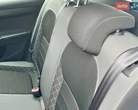 Белый Шкода Фабия, объемом двигателя 1 л и пробегом 65 тыс. км за 12500 $, фото 29 на Automoto.ua