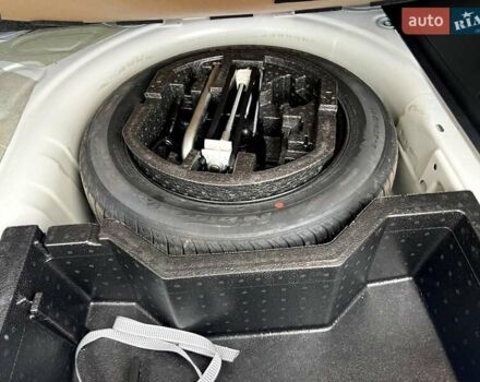 Белый Шкода Фабия, объемом двигателя 1 л и пробегом 61 тыс. км за 11000 $, фото 53 на Automoto.ua
