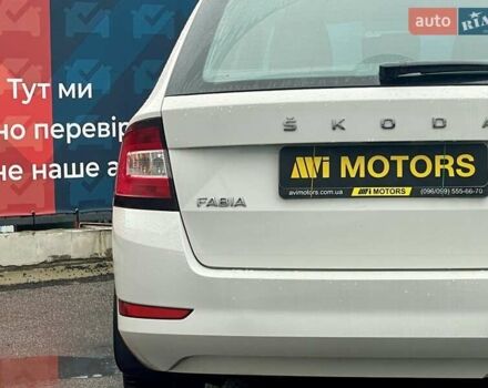 Белый Шкода Фабия, объемом двигателя 1 л и пробегом 65 тыс. км за 12500 $, фото 14 на Automoto.ua