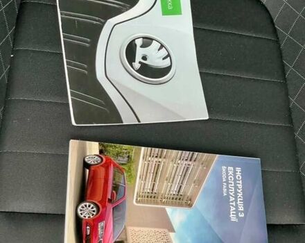 Белый Шкода Фабия, объемом двигателя 1 л и пробегом 65 тыс. км за 12500 $, фото 57 на Automoto.ua