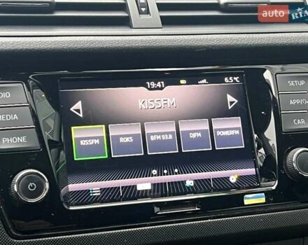 Белый Шкода Фабия, объемом двигателя 1 л и пробегом 70 тыс. км за 12500 $, фото 27 на Automoto.ua