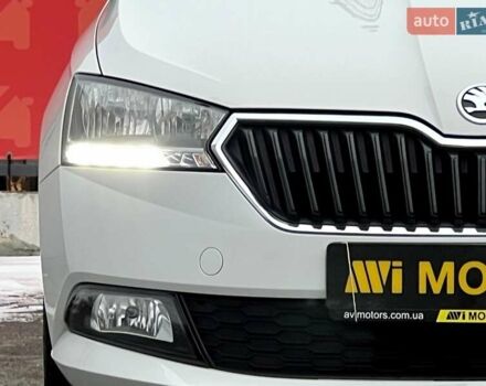 Белый Шкода Фабия, объемом двигателя 1 л и пробегом 61 тыс. км за 11000 $, фото 10 на Automoto.ua