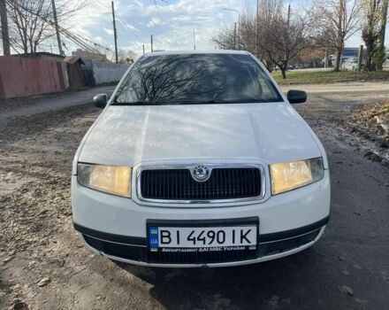 Белый Шкода Фабия, объемом двигателя 1.4 л и пробегом 300 тыс. км за 2700 $, фото 1 на Automoto.ua