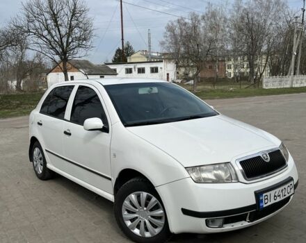 Белый Шкода Фабия, объемом двигателя 1.4 л и пробегом 250 тыс. км за 2500 $, фото 1 на Automoto.ua