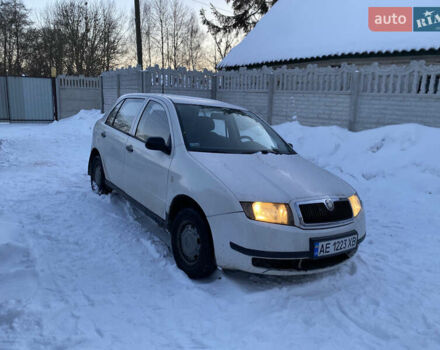 Белый Шкода Фабия, объемом двигателя 1.4 л и пробегом 338 тыс. км за 1900 $, фото 1 на Automoto.ua
