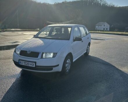 Білий Шкода Фабія, об'ємом двигуна 1.4 л та пробігом 270 тис. км за 2999 $, фото 1 на Automoto.ua